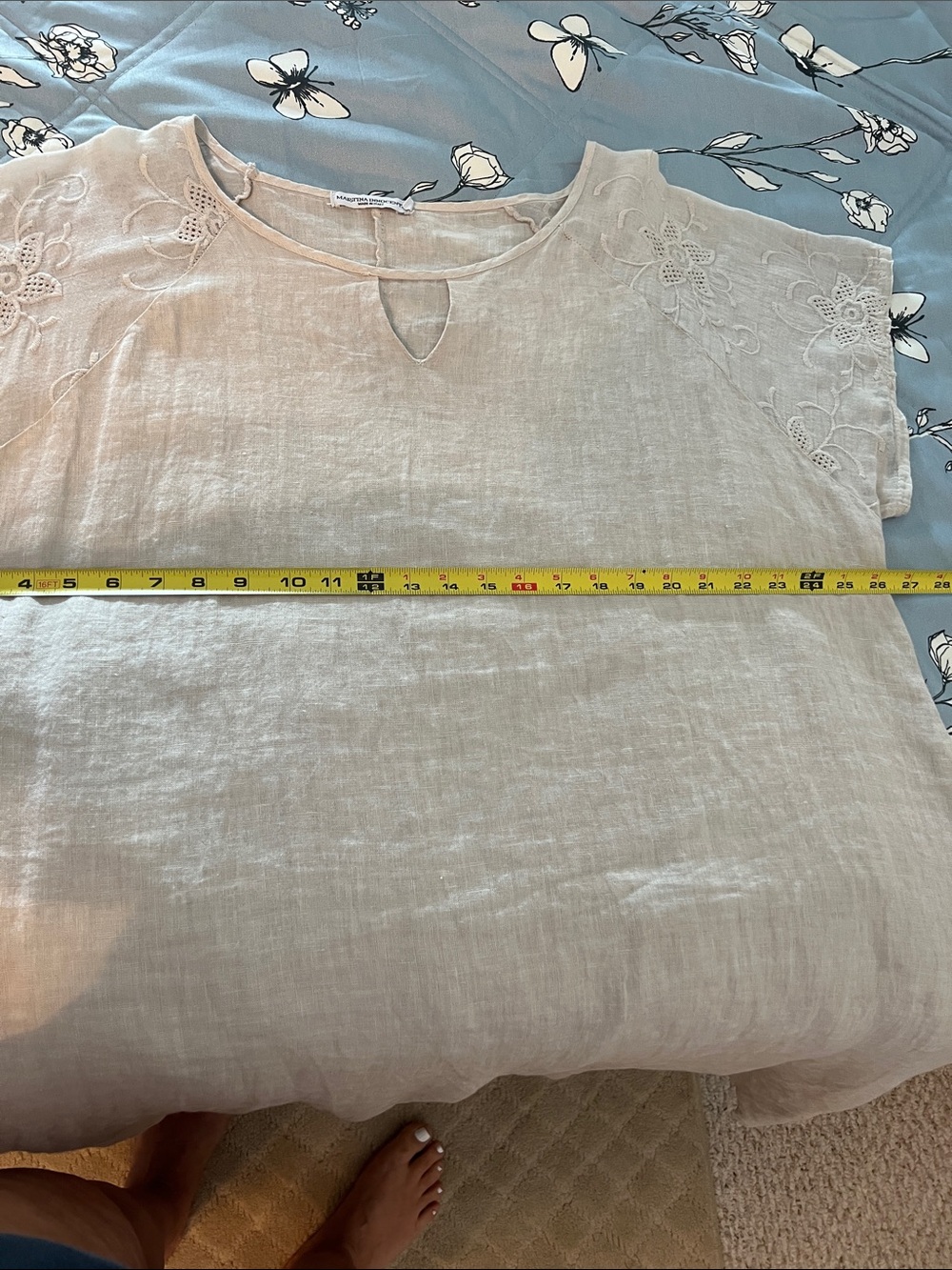 NWT Made in Italy Women's Linen cream dress embroidered flowers.High Quality. - Picture 3 of 6